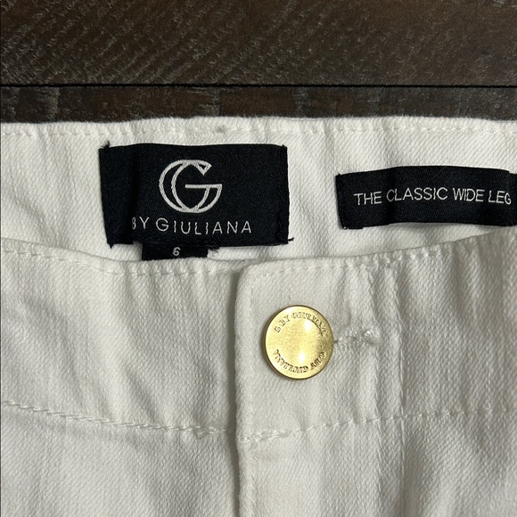 G by Giuliana White Wide-Leg Jeans with Gold Button - Picture 6 of 11
